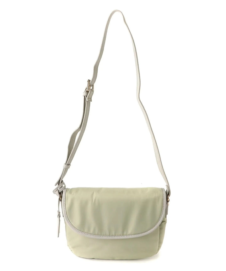 ナイロンショルダーバッグ cathie ferrari(キャティフェラーリ)