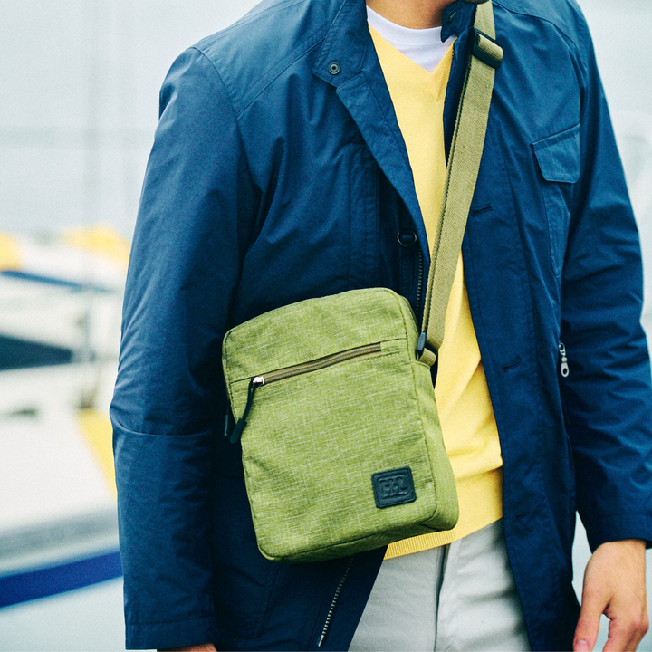 Nikkei Magazine Men's Shoulder Bag H/L (Ash L)