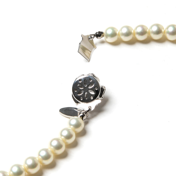 Long pearl necklace and earrings set YUKIKO HANAI