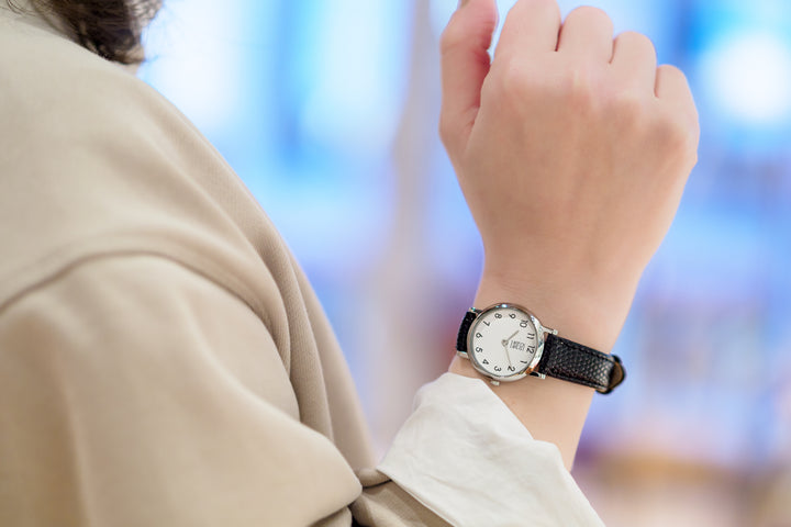 リザード風型押レディスウォッチ Clio Blue(クリオブルー)